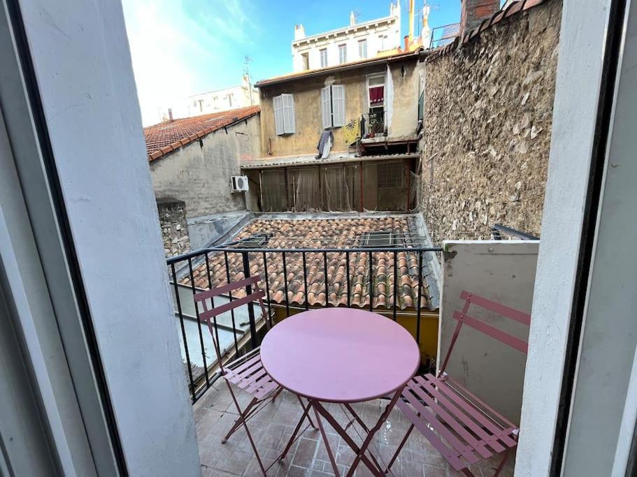Pleasant 3-Bedroom Flat In The Center Of Marseille Luaran gambar