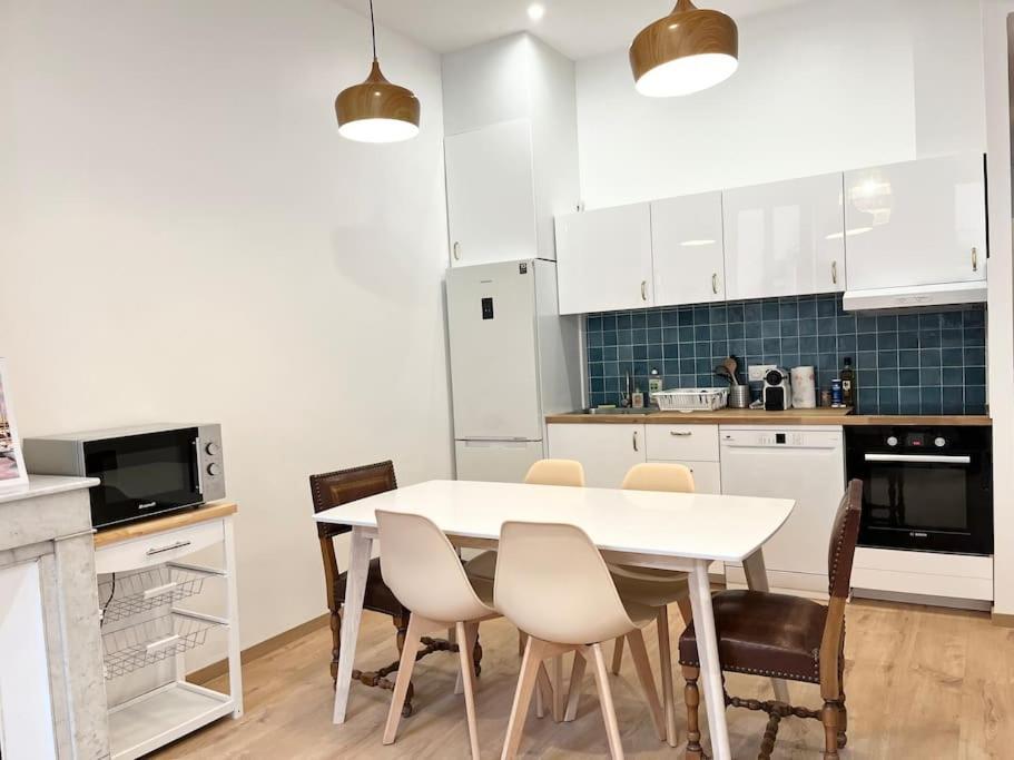 Pleasant 3-Bedroom Flat In The Center Of Marseille Luaran gambar