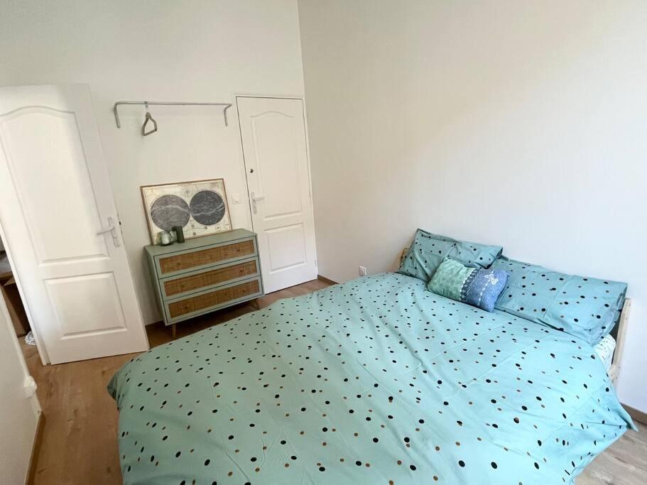 Pleasant 3-Bedroom Flat In The Center Of Marseille Luaran gambar