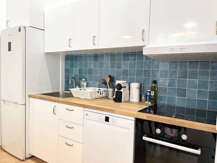 Pleasant 3-Bedroom Flat In The Center Of Marseille Luaran gambar